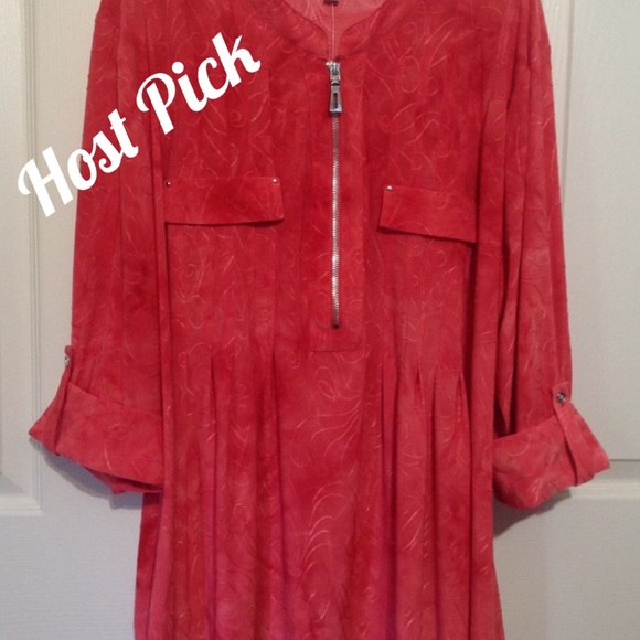 Avenue Tops - NWT - Avenue Plus 26/28 - 3/4 Cuffed Sleeve Blouse